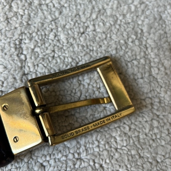 Johnston & Murphy brown leather with solid brass buckle belt - Picture 9 of 9